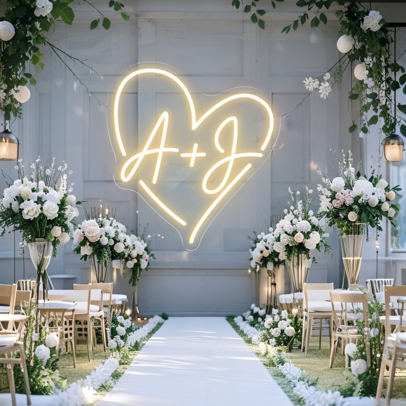 カスタムイニシャルハートLEDネオンサイン、結婚式パーティー - Lighting Christmas Decor のレビューと価格